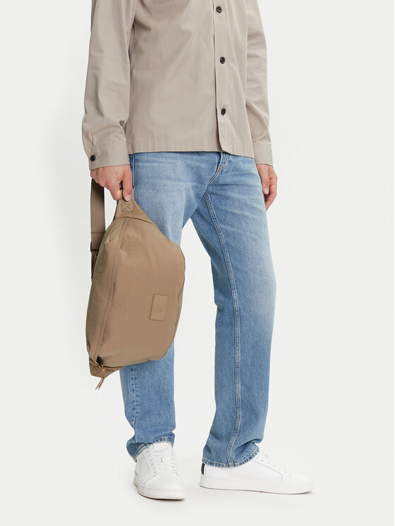 Calvin Klein Jeans Marsupio﻿ Calvin Klein Jeans Metro Oversized Waistbag Ny LV04G3088G Beige