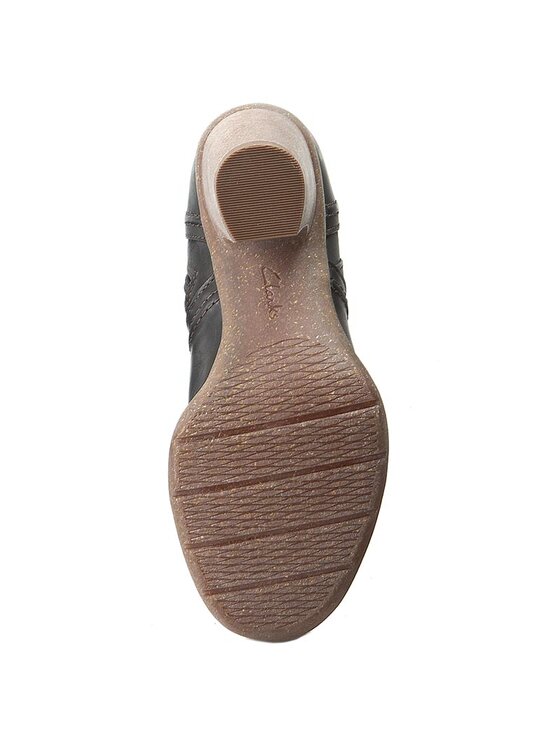 Clarks Aulinukai Clarks Carleta Paris 261204004 Juoda