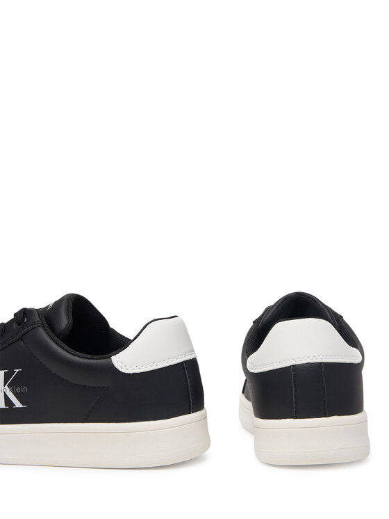 Calvin Klein Sneakersy Calvin Klein V3X9-83284-1355X S Čierna