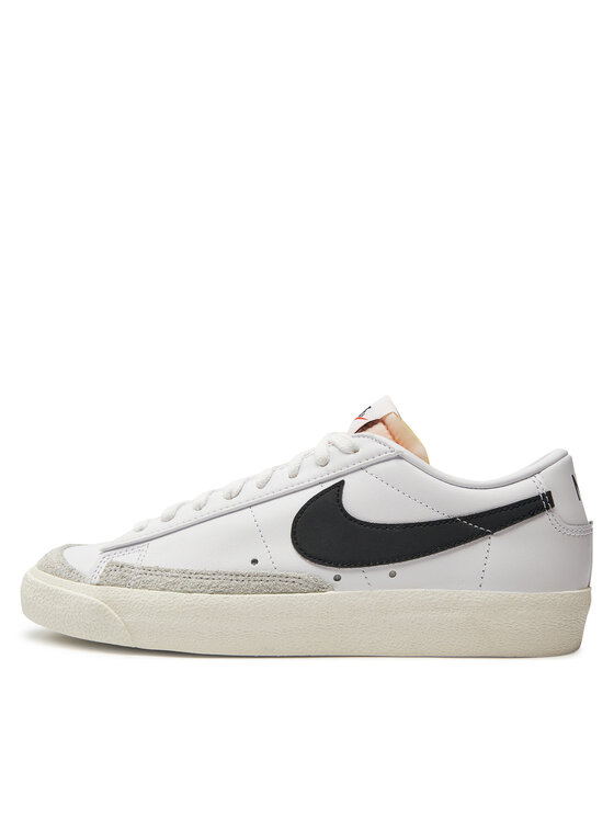 Nike Sneakersy Nike Blazer Low '77 Vntg DA6364 101 Biały