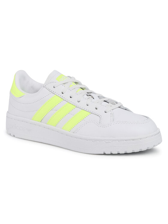 adidas Снікерcи adidas Team Court W FW5072 Білий