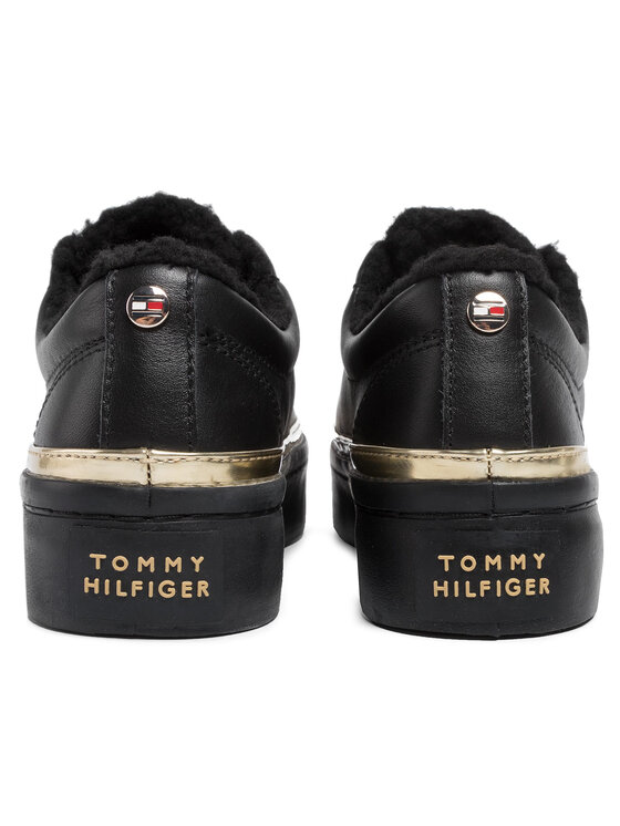 Tommy Hilfiger Sneakersy Tommy Hilfiger Cosy Lace Leather Sneaker FW0FW04538 Čierna