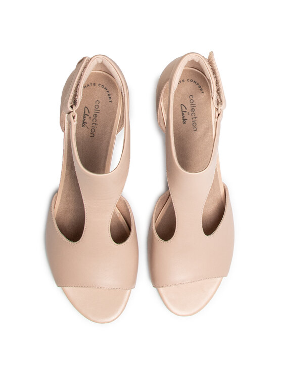 Clarks Sandały Clarks Alice Flame 261500924 Beżowy