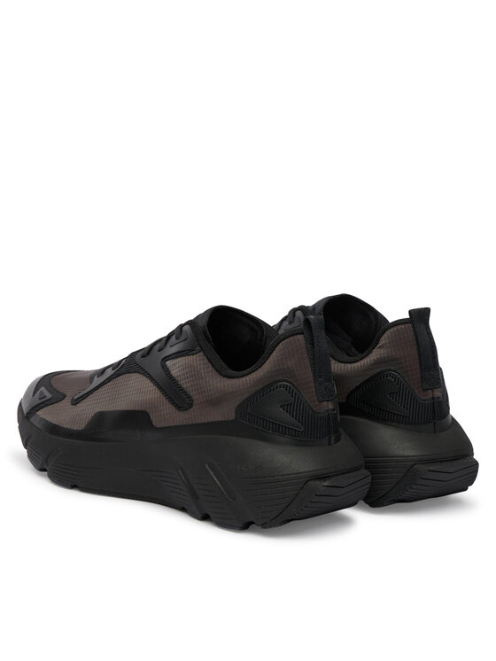 Under Armour Снікерcи Under Armour UA Aura Ripstop 6008992 002 Чорний