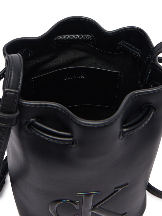 Calvin Klein Kabelka Calvin Klein Bold Ck Mini Bucket Crossbody LV04F3870G Černá
