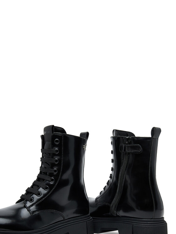 Calvin Klein Turistická obuv Calvin Klein Tronchetto Allacciato V4A5-83133-1453 Černá