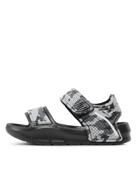 Champion Sandále Champion S32629-KK001 Čierna