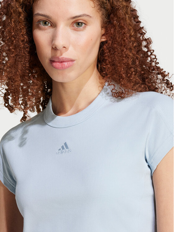 adidas adidas Футболка Lounge IY6744 Блакитний Slim Fit