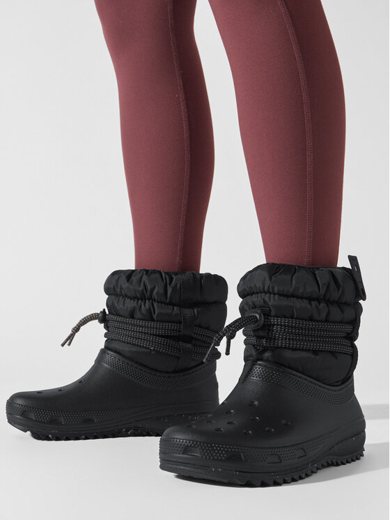 Crocs Śniegowce Crocs Classic Neo Puff Luxe Boot W 207312 Czarny