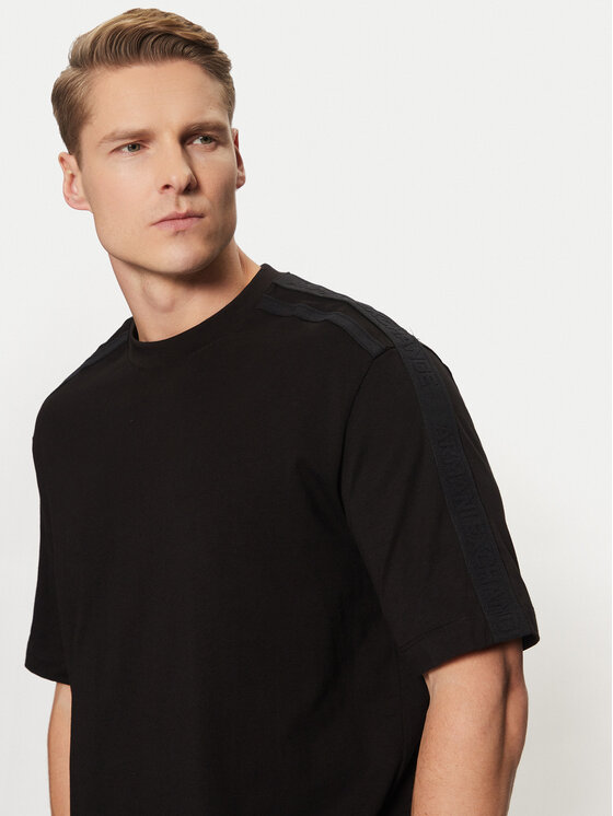 Armani Exchange Armani Exchange Футболка XM000322 AF10361 UC001 Чорний Regular Fit