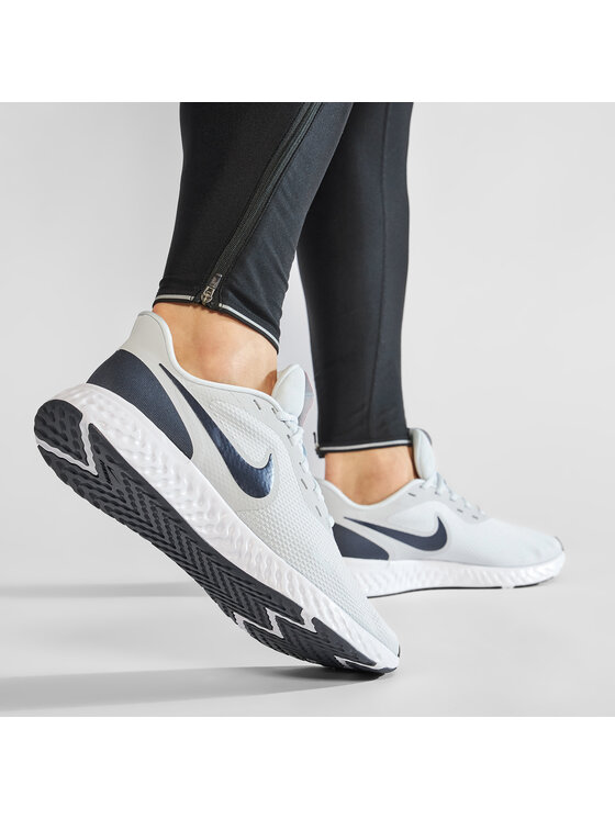 Nike Pantofi pentru alergare Nike Revolution 5 BQ3204 018 Gri