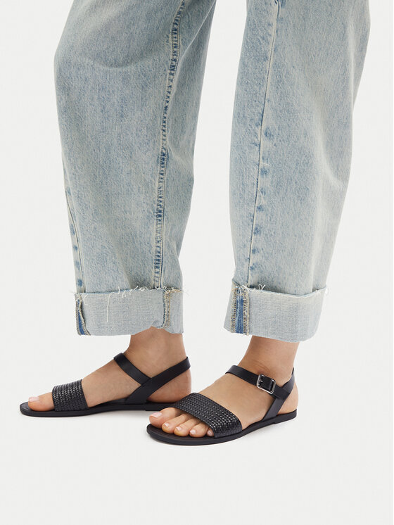 Vagabond Shoemakers Sandali Vagabond Shoemakers Tia 2.0 5931-108-20 Nero