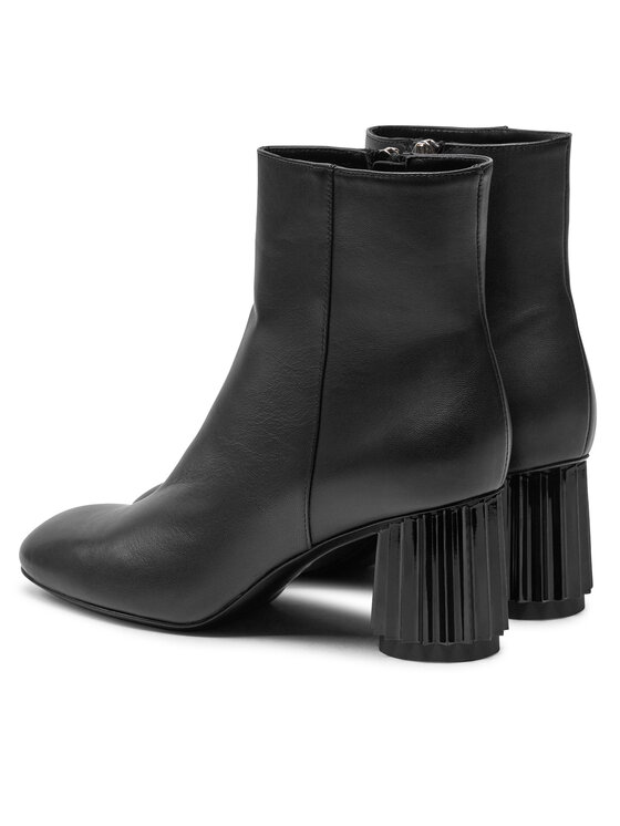 AGL Ботильйони AGL Dorica M Bootie D271500PCKB1411013 Чорний