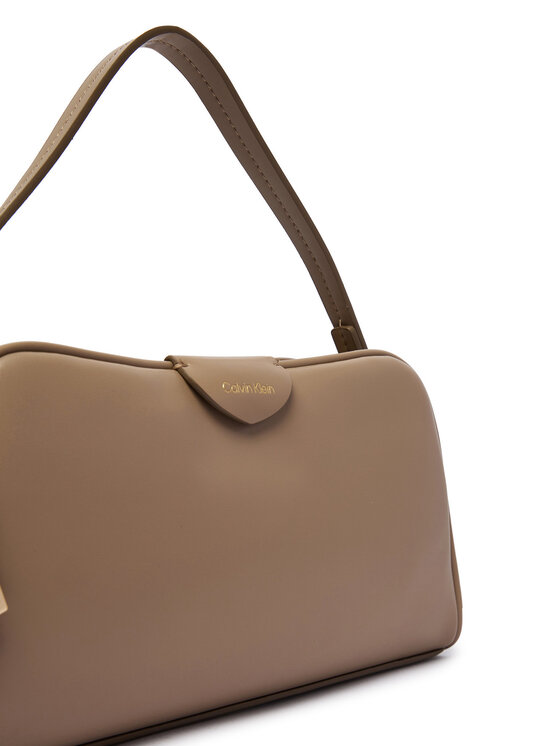 Calvin Klein Torebka Calvin Klein Emblem Trio Top Handle Camera Ba LV04F3370G Beżowy