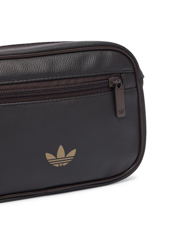 adidas Плоска сумка adidas Adicolor Classic Mini Airliner KS6907 Коричневий