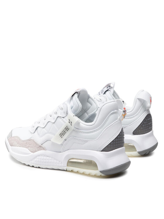 Nike Sneakersy Nike Jordan Ma2 DM9480 100 Biały