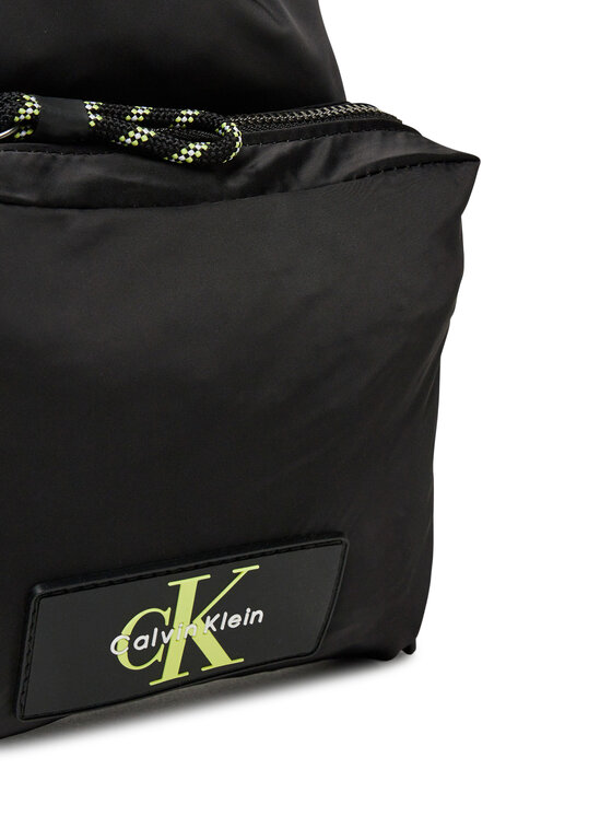 Calvin Klein Torbica za okrog pasu Calvin Klein Tech Utility Small Cb LV04G1079G Črna