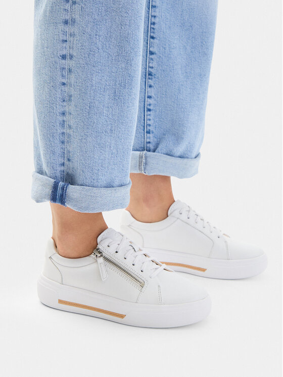 Clarks Снікерcи Clarks Hollyrose Zip 26185917 Білий
