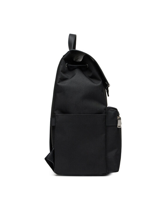 Calvin Klein Ruksak Calvin Klein Contrast Flap Backpack LV04D3030G Crna