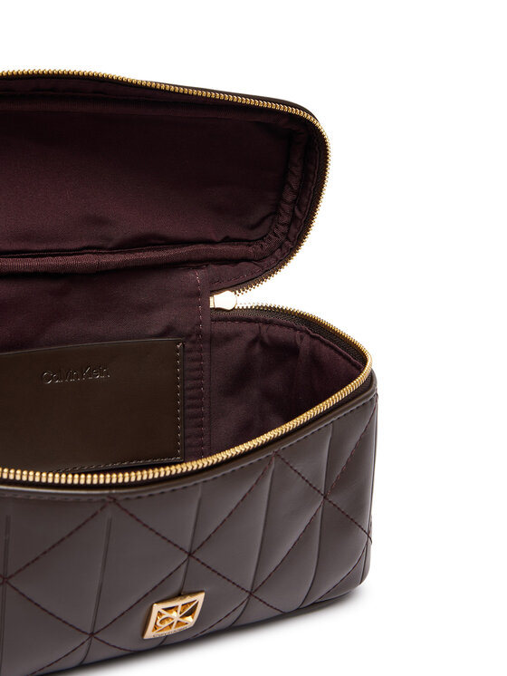Calvin Klein Geantă Calvin Klein Quilted Beauty Case On Chain LV04F1123G Maro închis