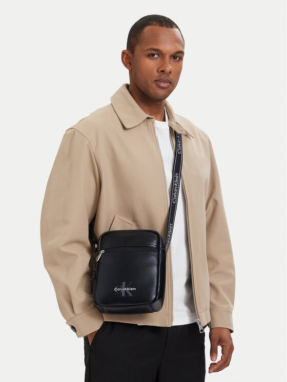 Calvin Klein Maža rankinė Calvin Klein Bold Logo Webbing  LV04D3418G Juoda