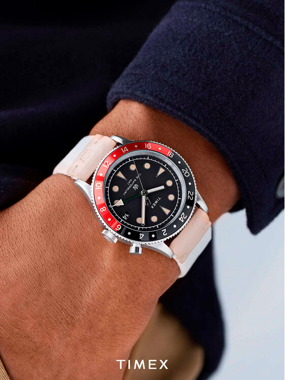 Timex Hodinky Timex Waterbury Traditional GMT TW2V74100 Sivá