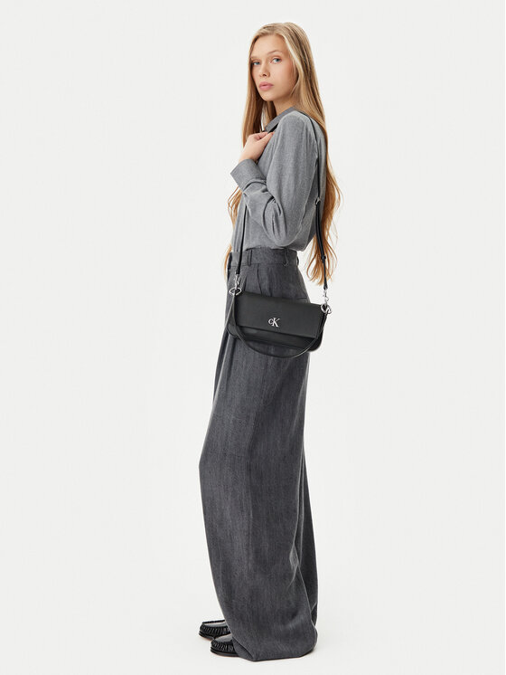 Calvin Klein Jeans Τσάντα Calvin Klein Jeans Minimal Monogram Shoulder Pouch LV04K3161G Μαύρο