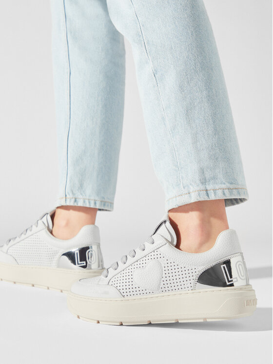 LOVE MOSCHINO Sneakersy LOVE MOSCHINO JA15274G1IJC410C Biela