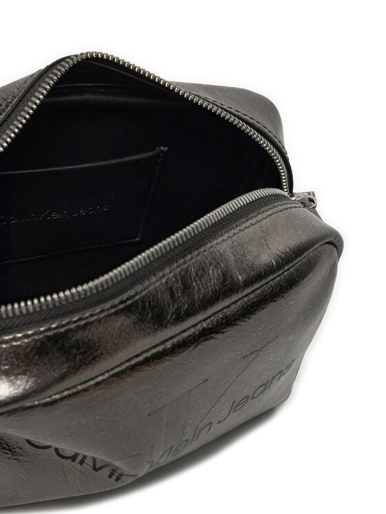 Calvin Klein Дамска чанта Calvin Klein K60K612731 Златист