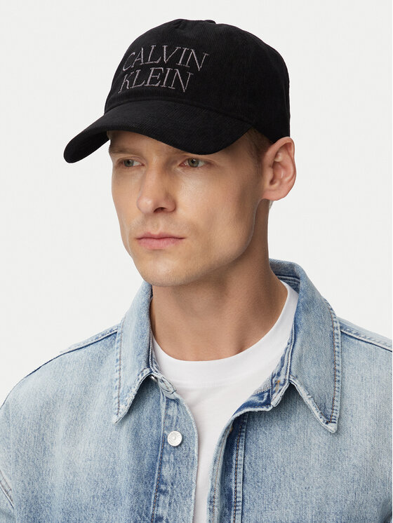 Calvin Klein Cepure ar nagu Calvin Klein Corduroy Graphic 5 Panel Cap LV04D5064G Melns