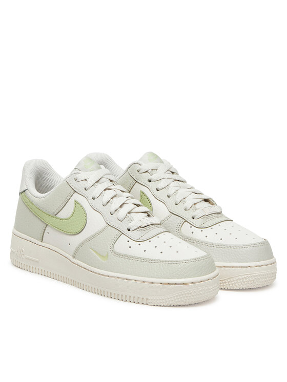 Nike Снікерcи Nike Air Force 1 `07 IB3881 Білий