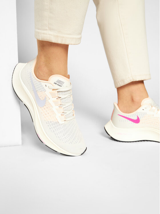 Nike Bėgimo batai Nike Air Zoom Pegasus 37 BQ9647 102 Smėlio