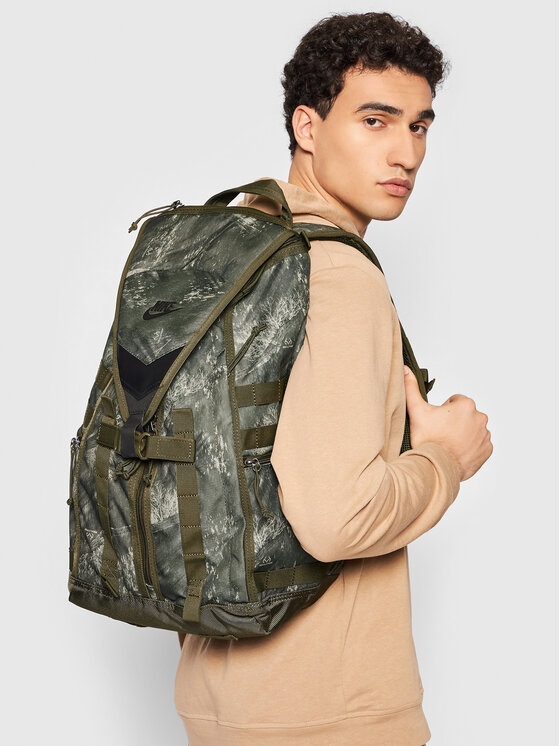 Nike Рюкзак Nike BA6377 395 Зелений
