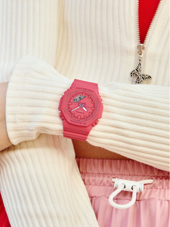 G-Shock Zegarek G-Shock GMA-P2100-4AER Czerwony