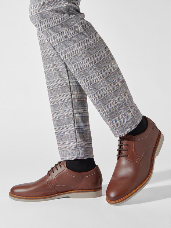 Clarks Polobotky Clarks Atticus LTLace 26172070 Hnědá