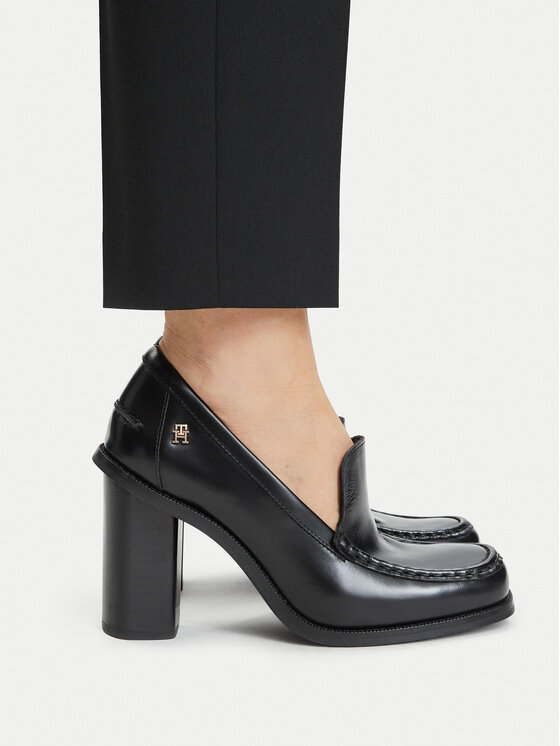 Tommy Hilfiger Półbuty Tommy Hilfiger Square Toe Heeled Loafer FW0FW09493 Czarny