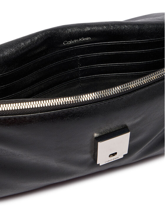 Calvin Klein Soma Calvin Klein Emblem Hw Padded Clutch LV04F1240G Melns