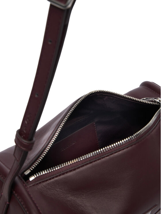 Calvin Klein Kabelka Calvin Klein Bold Ck Slouchy Shoulder Bag LV04F3894G Tmavo hnedá