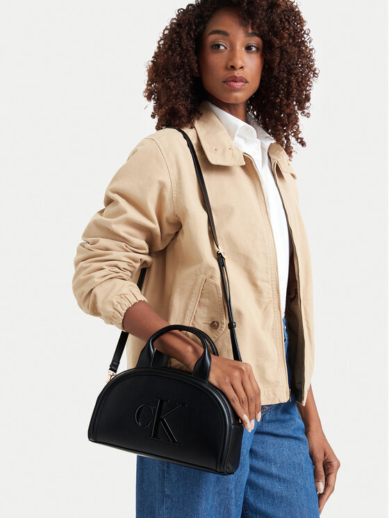Calvin Klein Torebka Calvin Klein Bold Ck Dome Crossbody LV04F3895G Czarny