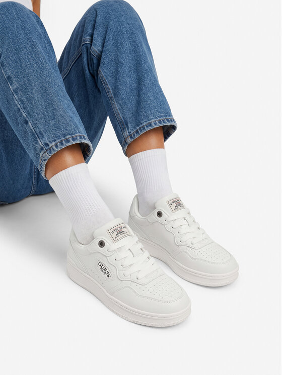 Guess Jeans Снікерcи Guess Jeans CWBEO-GSJ119 Білий