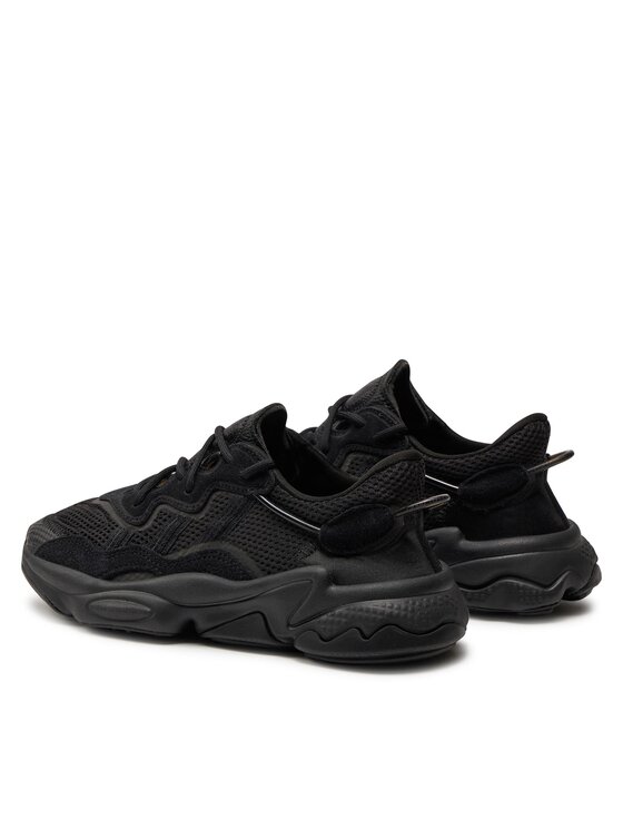 adidas Снікерcи adidas Ozweego EE6999 Чорний