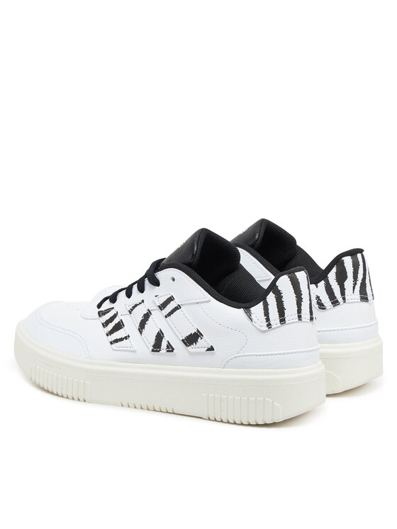 adidas Снікерcи adidas Courtblock JI2210 Білий