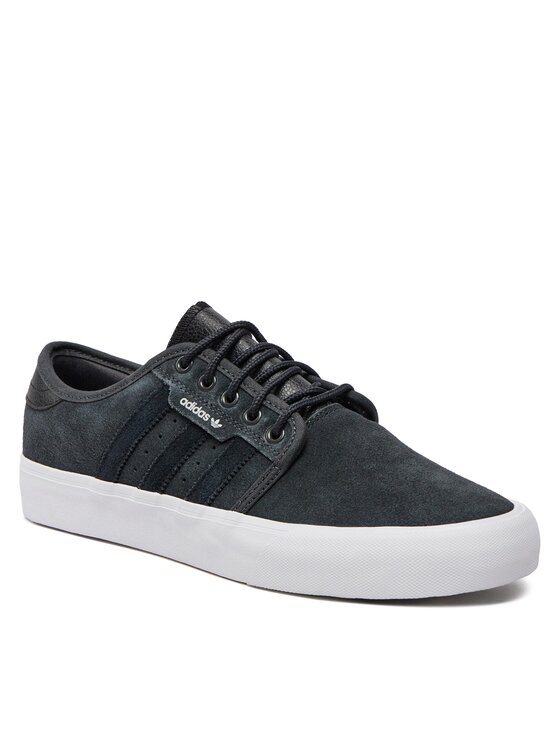adidas Снікерcи adidas Seeley Xt GX2075 Чорний