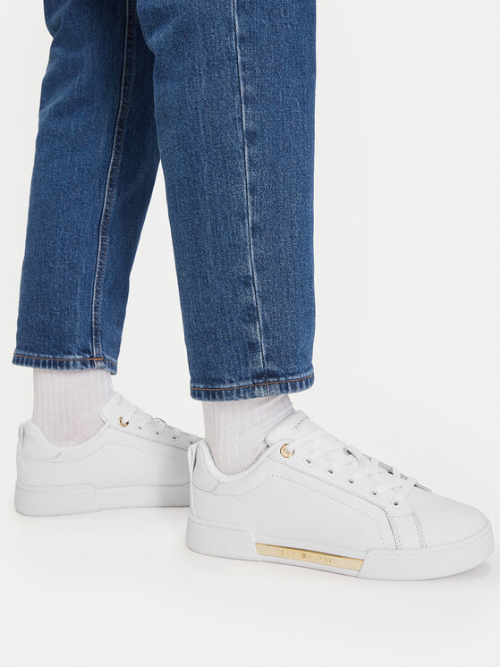 Tommy Hilfiger Sneakersy Tommy Hilfiger Chique Court Sneaker FW0FW07634 Biały