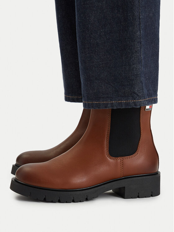 Tommy Jeans Kotníková obuv s elastickým prvkem Tommy Jeans Tjw Cleated Chelsea Boots EN0EN03105 Hnědá