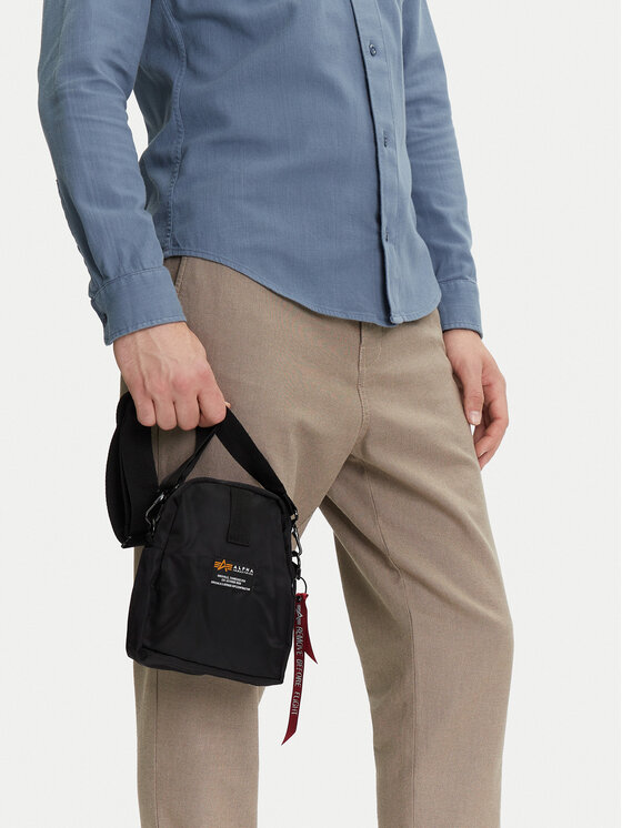 Alpha Industries Плоска сумка Alpha Industries Crew Carry Bag 196924 Чорний