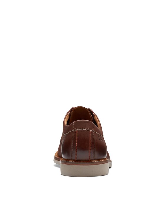 Clarks Półbuty Clarks Atticus LTLace 26172070 Brązowy