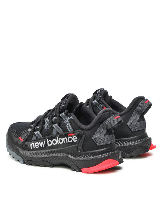 New Balance Tekaški čevlji New Balance PESHARK Črna
