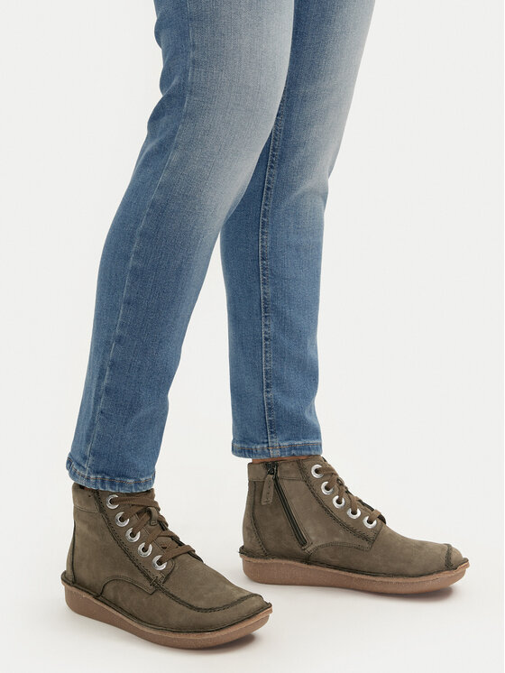Clarks Черевики Clarks Funny Cedar 261738864 Хакі