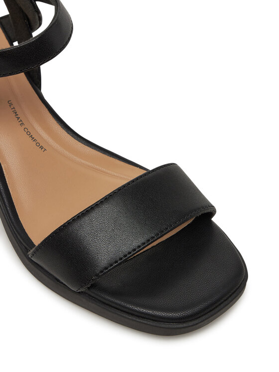 Clarks Босоніжки Clarks Jaylan Ray 26181658 Чорний